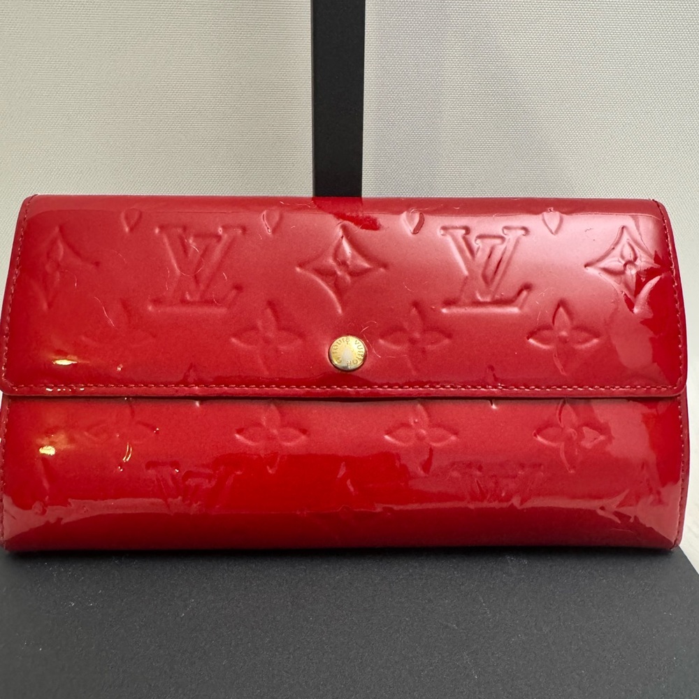 Louis Vuitton Sarah Long Wallet